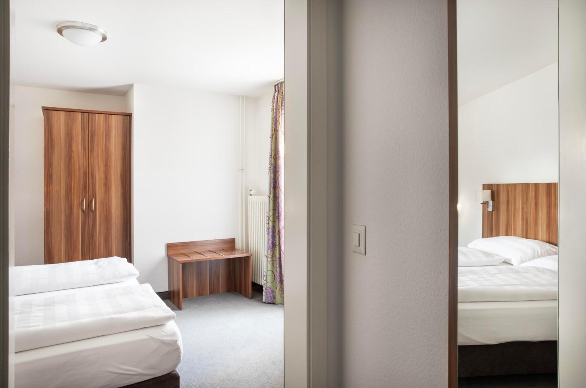 Hotel Resslirytti Basel Luaran gambar