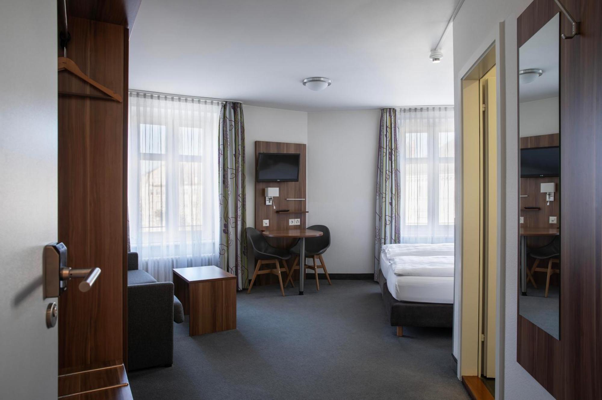 Hotel Resslirytti Basel Luaran gambar