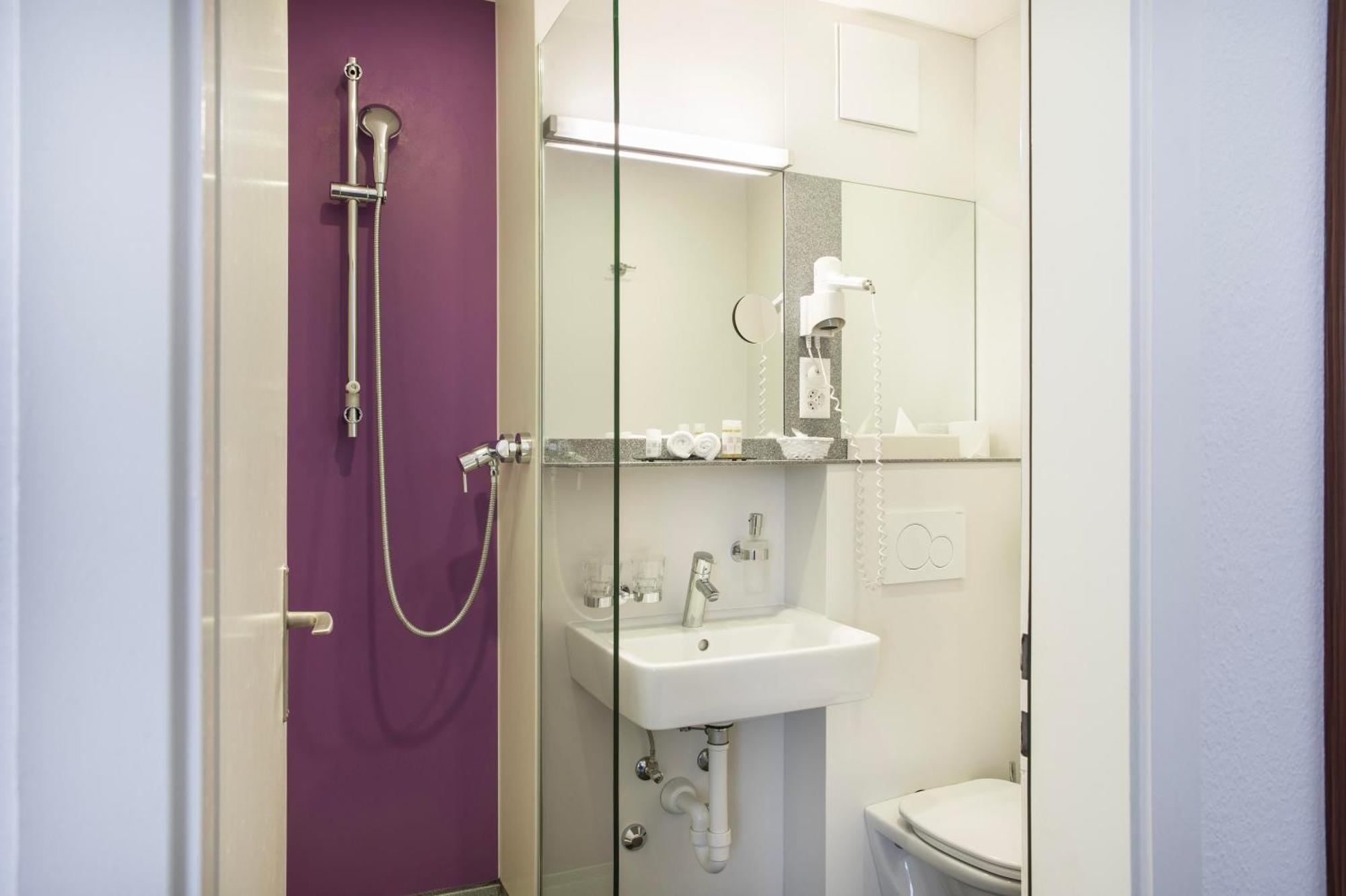 Hotel Resslirytti Basel Luaran gambar