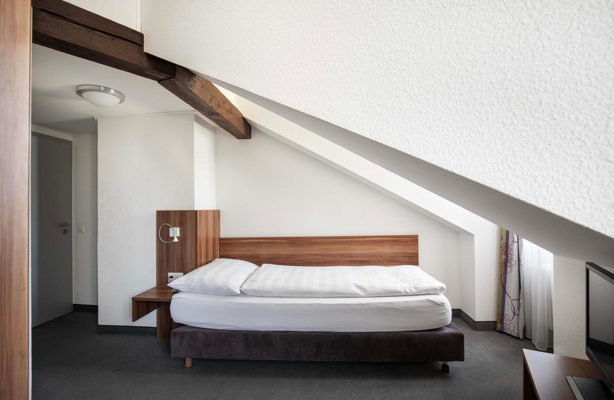 Hotel Resslirytti Basel Luaran gambar