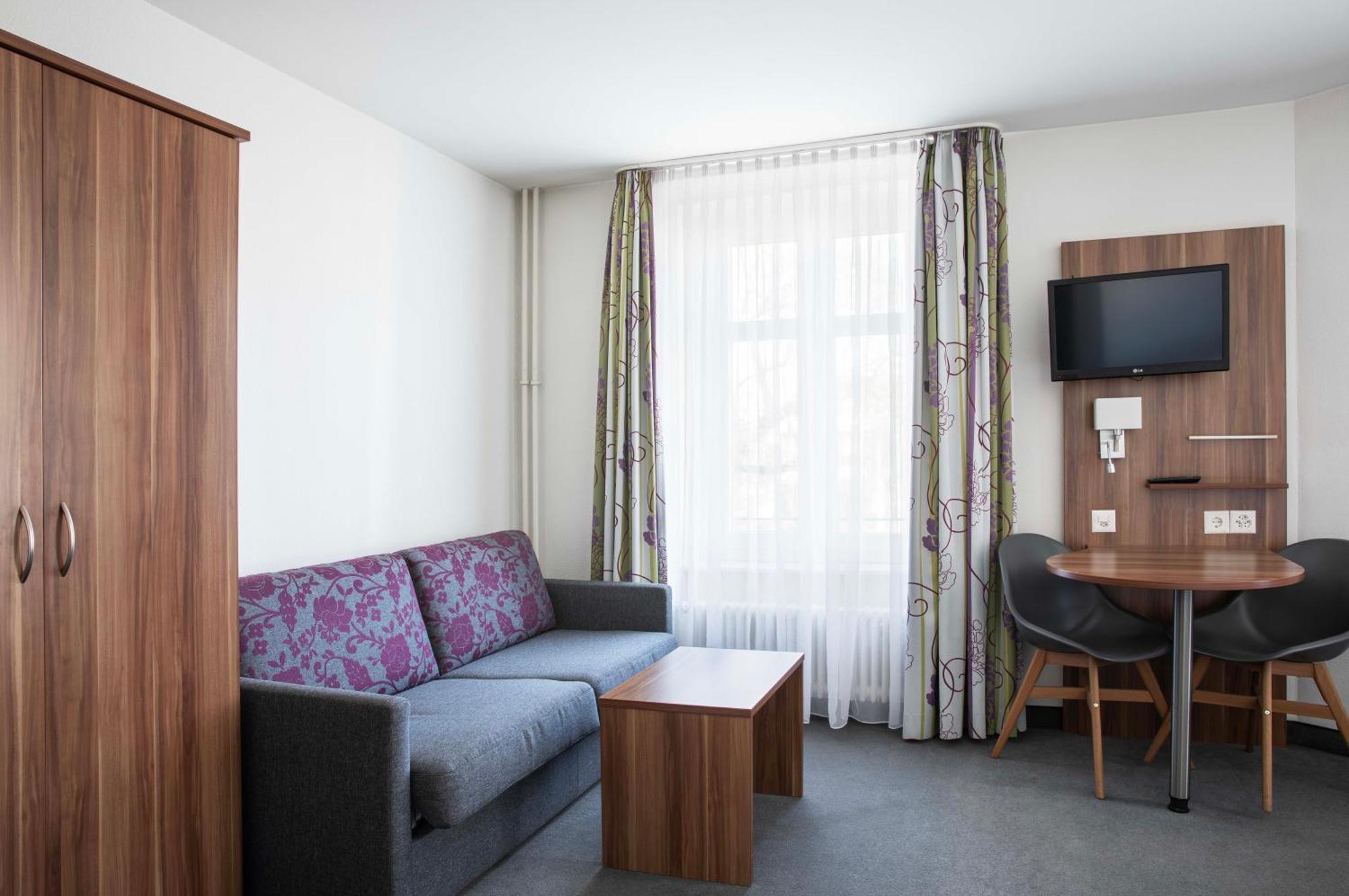 Hotel Resslirytti Basel Luaran gambar